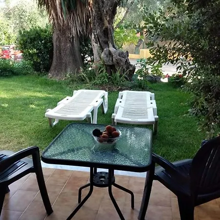 River Lägenhet Paleokastritsa