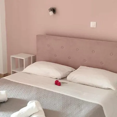 River Apartament *